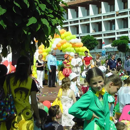 Family 2* Балчик