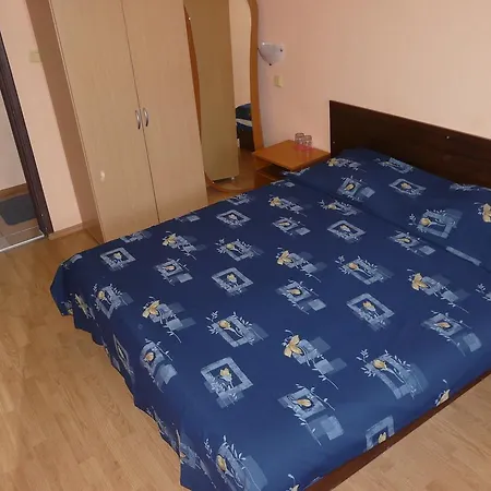 Family Hotel Balchik 2*