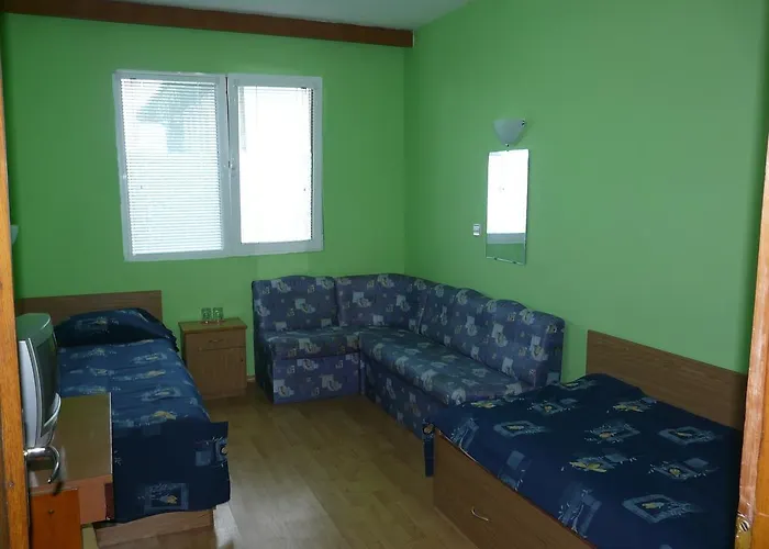 Ξενοδοχείο Family 2*